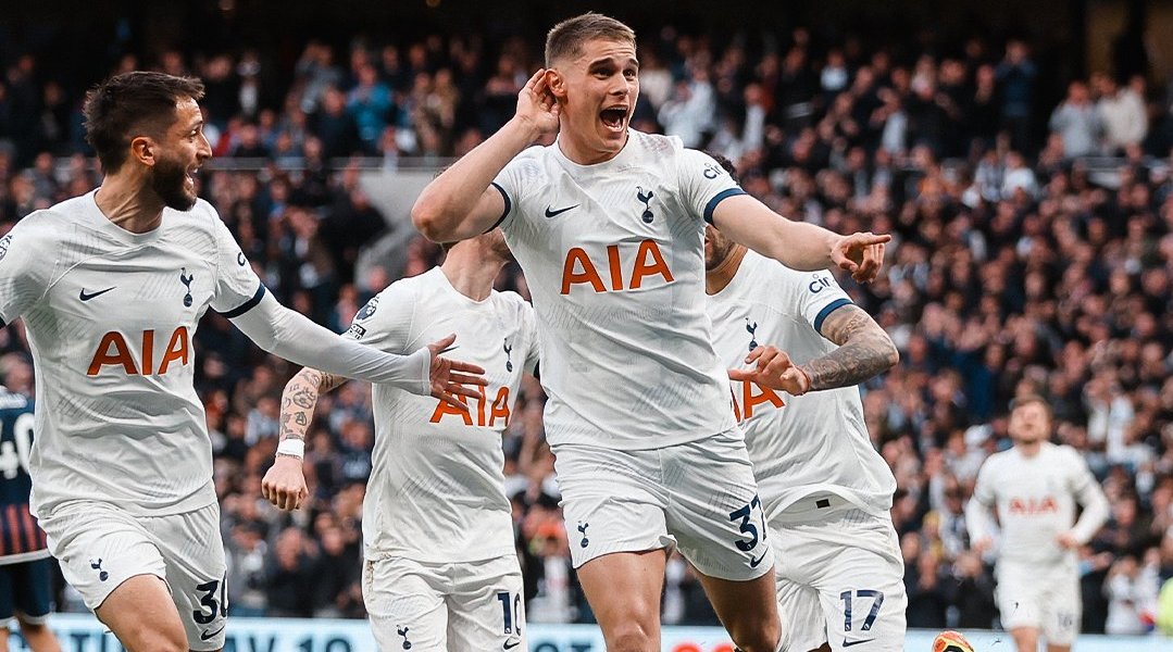 欧冠烽火：热刺悲喜交织的征途